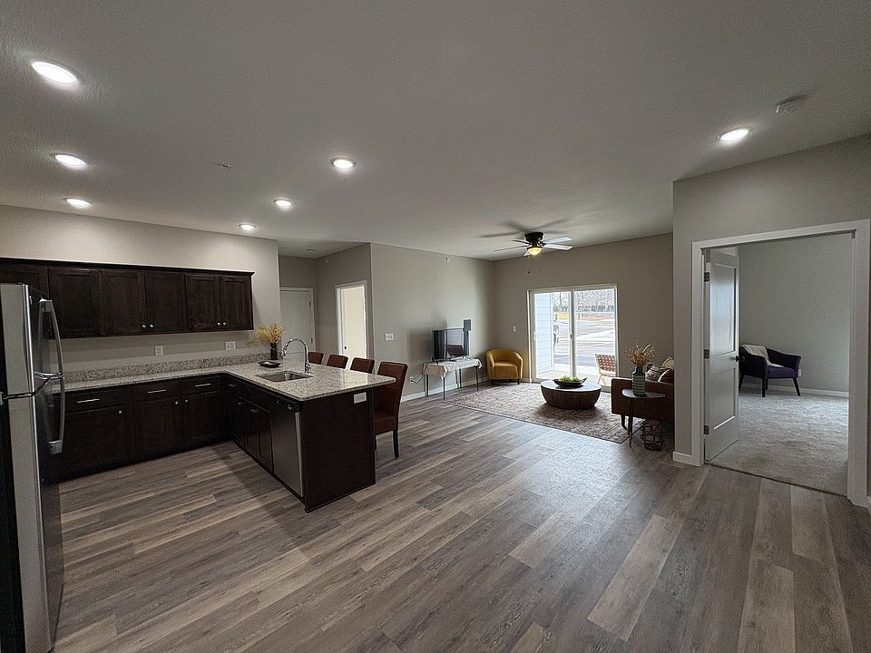 2 bedroom, 2 bathroom