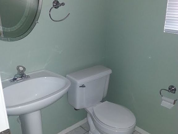 5th image of 8955 Green Jade Dr