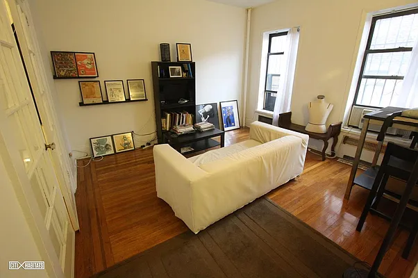 Rented by Citi Habitats | media 9