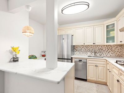 12510 Queens Blvd APT 615, Jamaica, NY, 11415