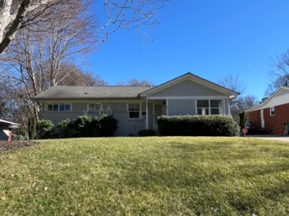 4405 University Dr, Charlotte, NC 28209
