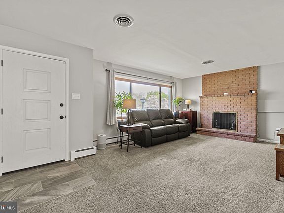 4th image of 906 Kenwood Dr