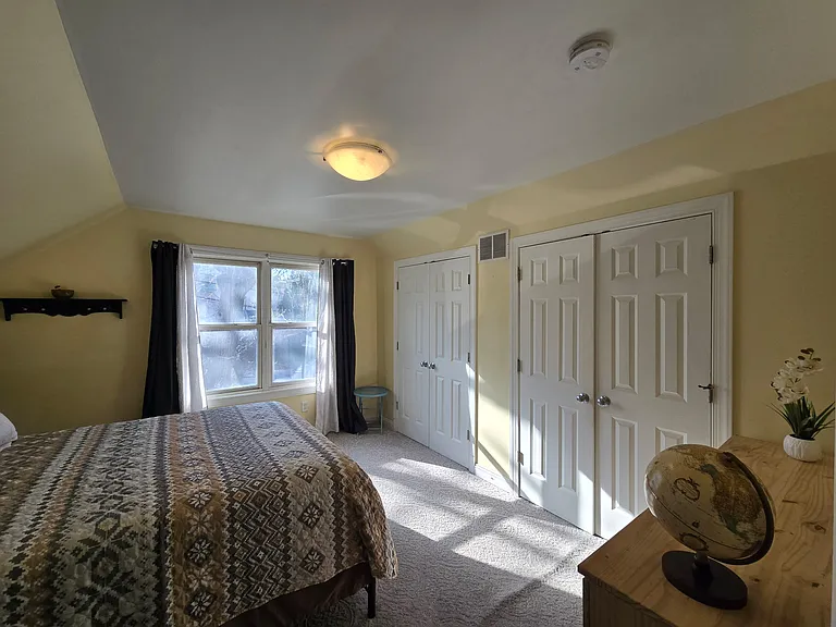 582 State St #1 — Photo 4