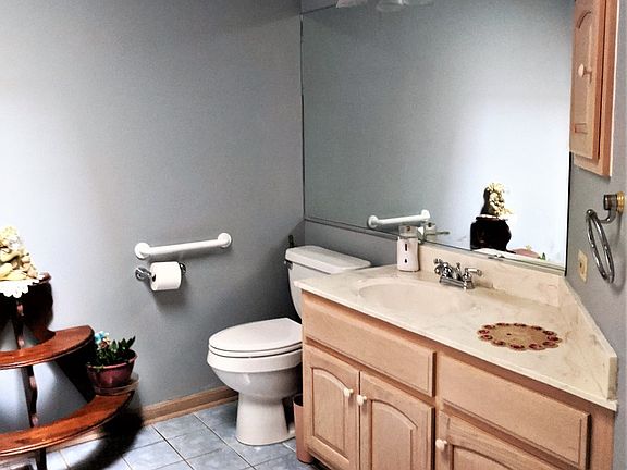 4th image of 18418 Pine Lake Dr