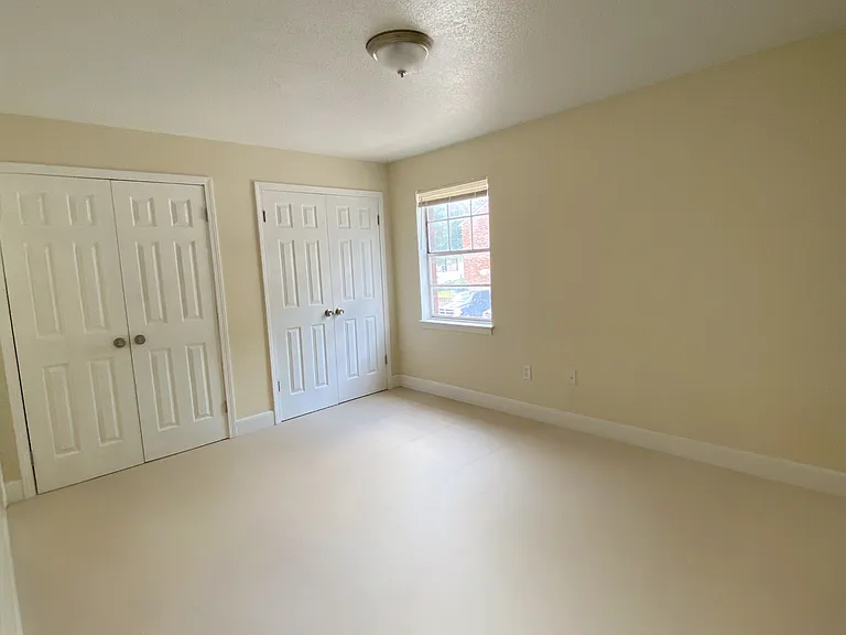 2295 Candlewyck Cir — Photo 3
