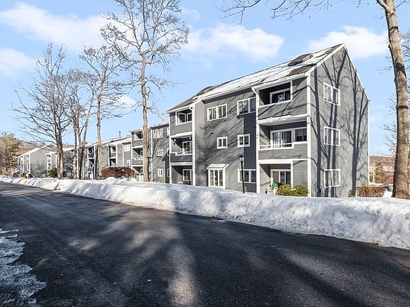4th image of 400 Colonial Dr Unit 33