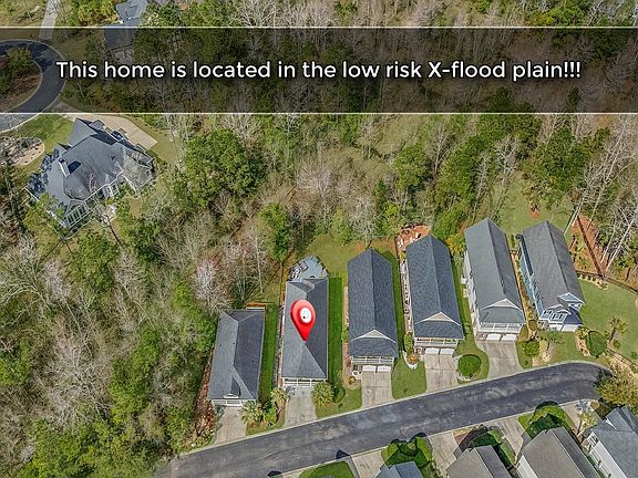 3rd image of 124 Charles Towne Ln.