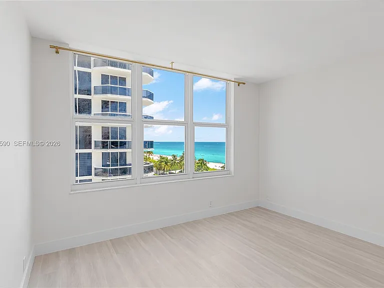 4747 Collins Ave #709 — Photo 10