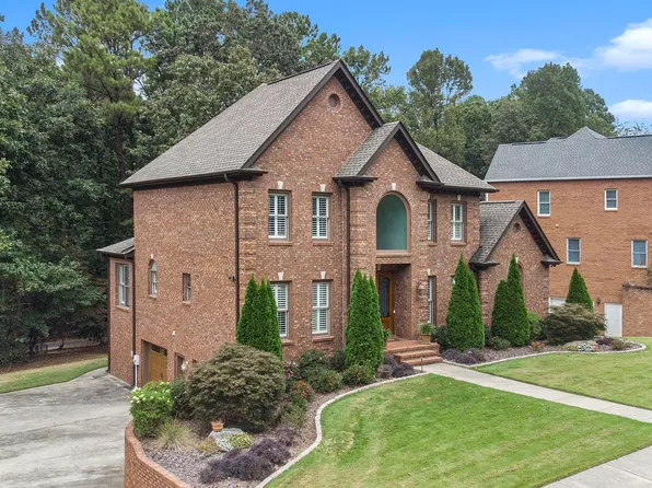 143 Maple Trce, Hoover, AL 35244