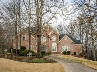 9113 Stoney Mountain Dr, Chattanooga, TN 37421