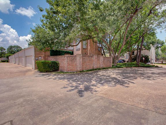 3rd image of 15103 Kimberley Ct