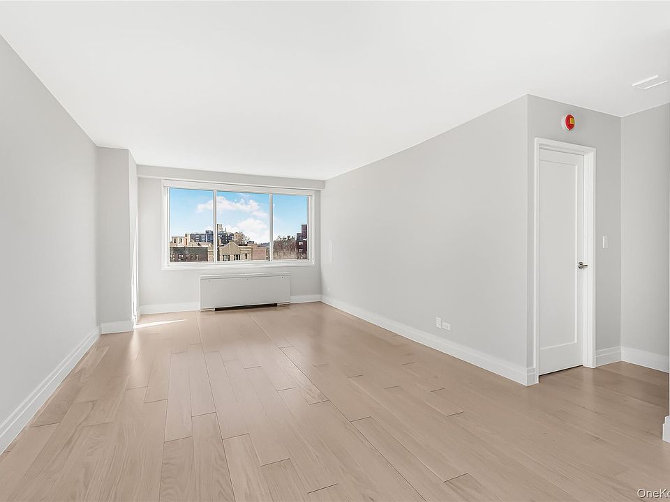 1st image of 3333 Henry Hudson Parkway #8V