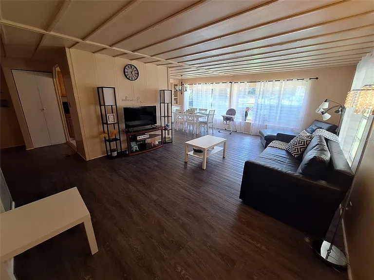 3911 Loury Dr — Photo 2
