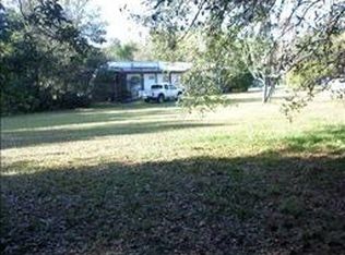 8728 N Meadowview Cir, Tampa, FL 33625