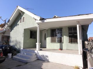 1415 Rolland Curtis Pl, Los Angeles, CA 90062