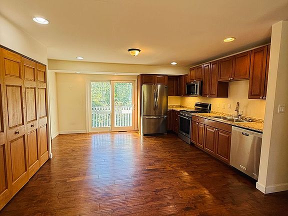 4th image of 4082 Domenico Ct