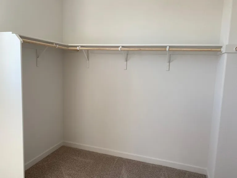801 Verdant Ln — Photo 19