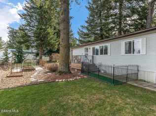 91 Sagle Rd TRLR 32, Sagle, ID 83860