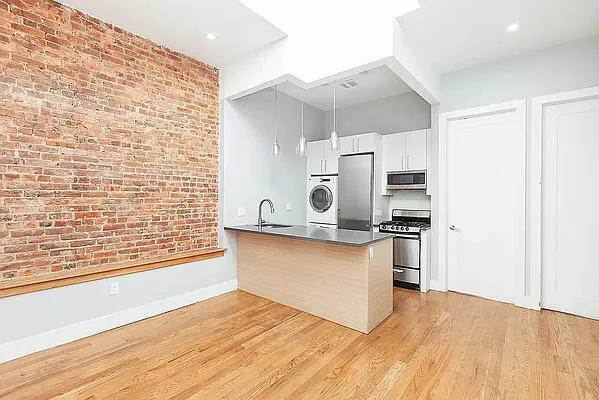 Rented by Rentopia | media 13