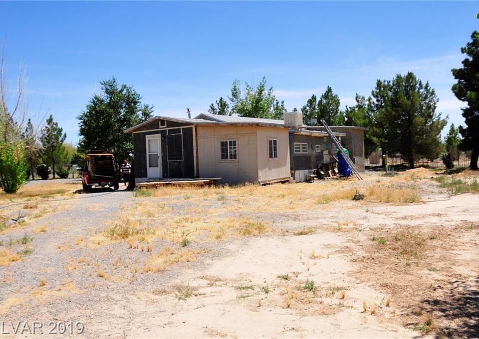 2nd image of 2050 Tonya Dr