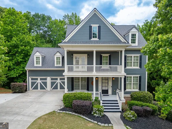 5827 Grand Reunion Dr, Hoschton, GA 30548