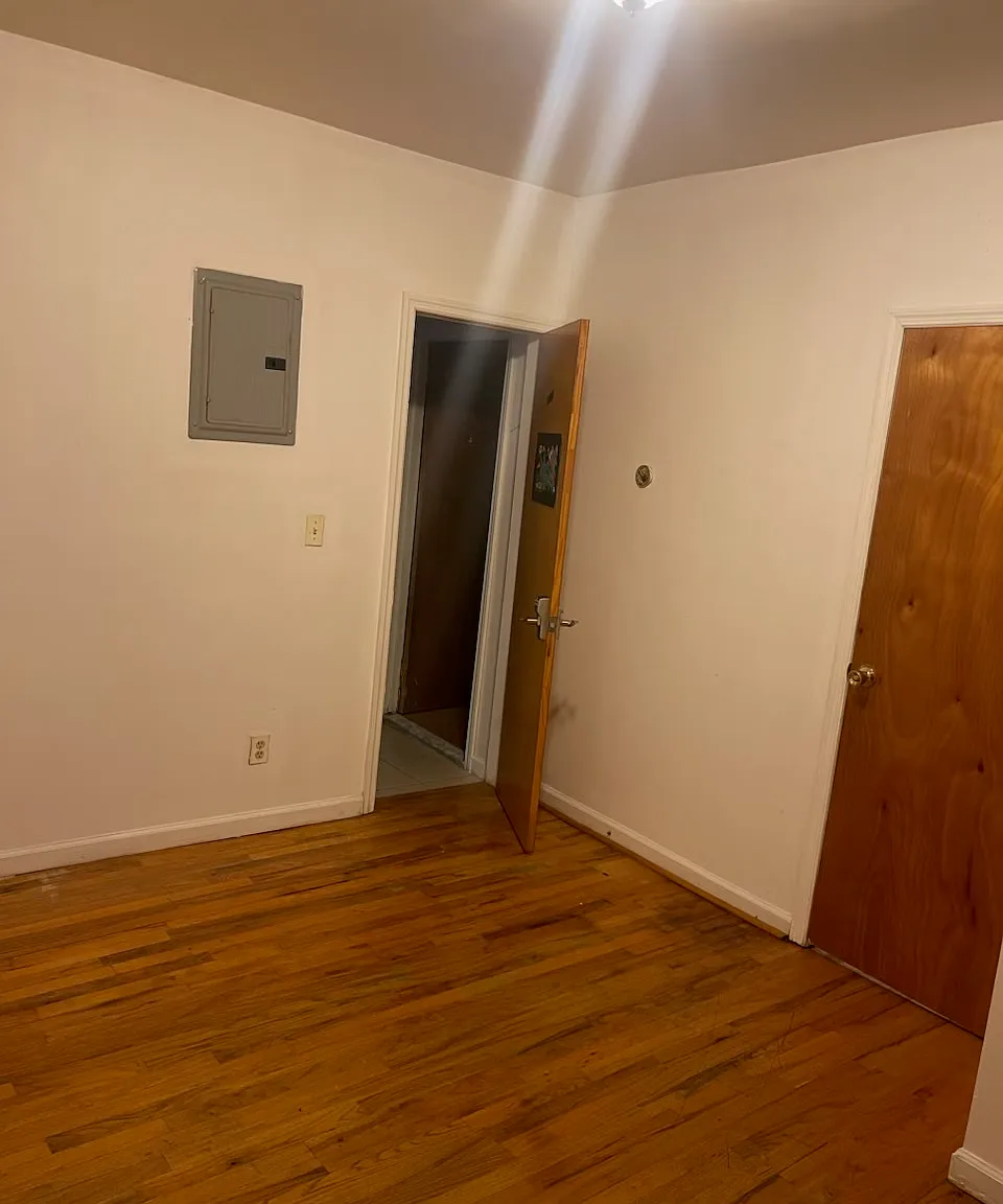 4 bed, $1,500 — Photo 3