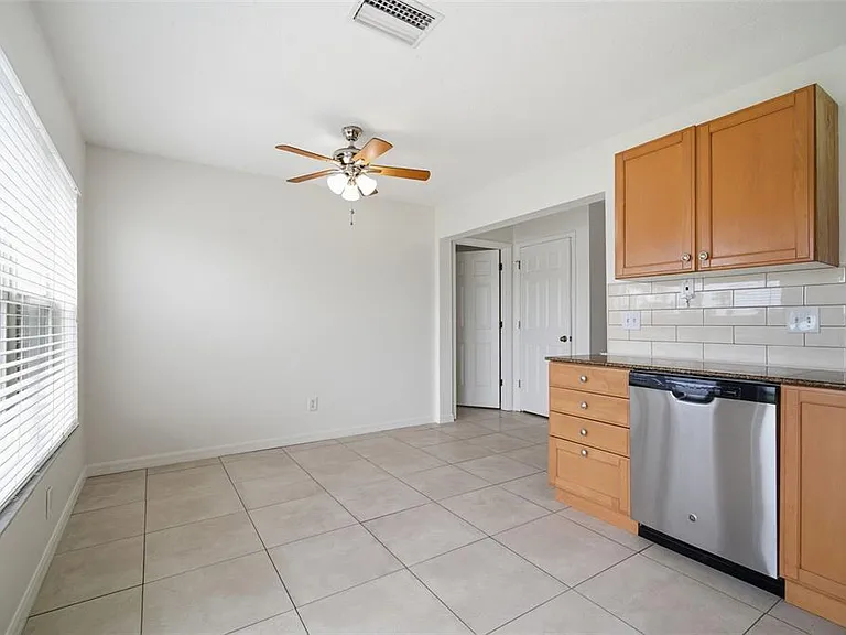 10604 Lakeside Vista Dr — Photo 9