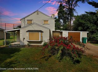 321 Lamb St, Perry, MI 48872