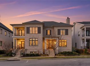 9330 Rosewood Dr, Prairie Village, KS 66207