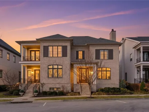 9330 Rosewood Dr, Prairie Village, KS 66207