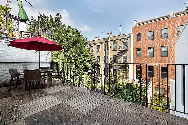 1st image of 119 Pacific St APT 4