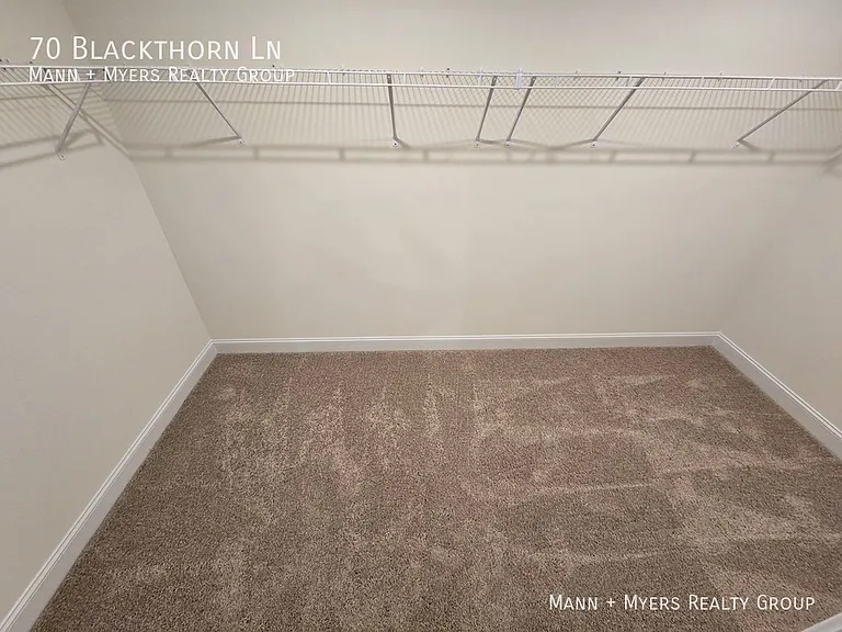 70 Blackthorn Ln — Photo 48