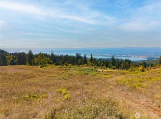 1 Green Mountain Rd #D, Kalama, WA 98625