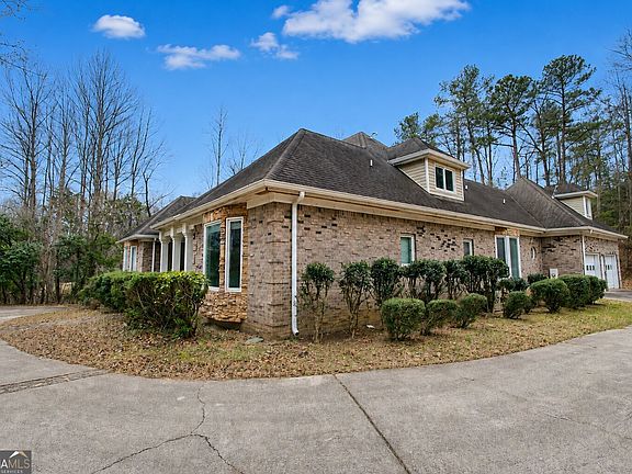 3rd image of 10060 Buice Rd