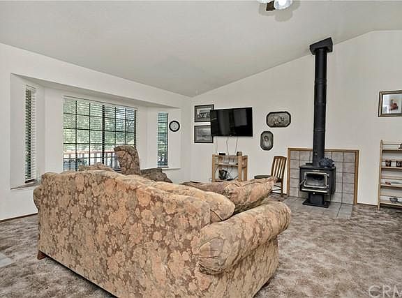 4th image of 9920 Estates Dr