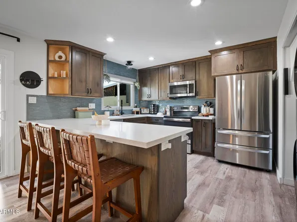 1403 N 44TH Street, Phoenix, AZ 85008
