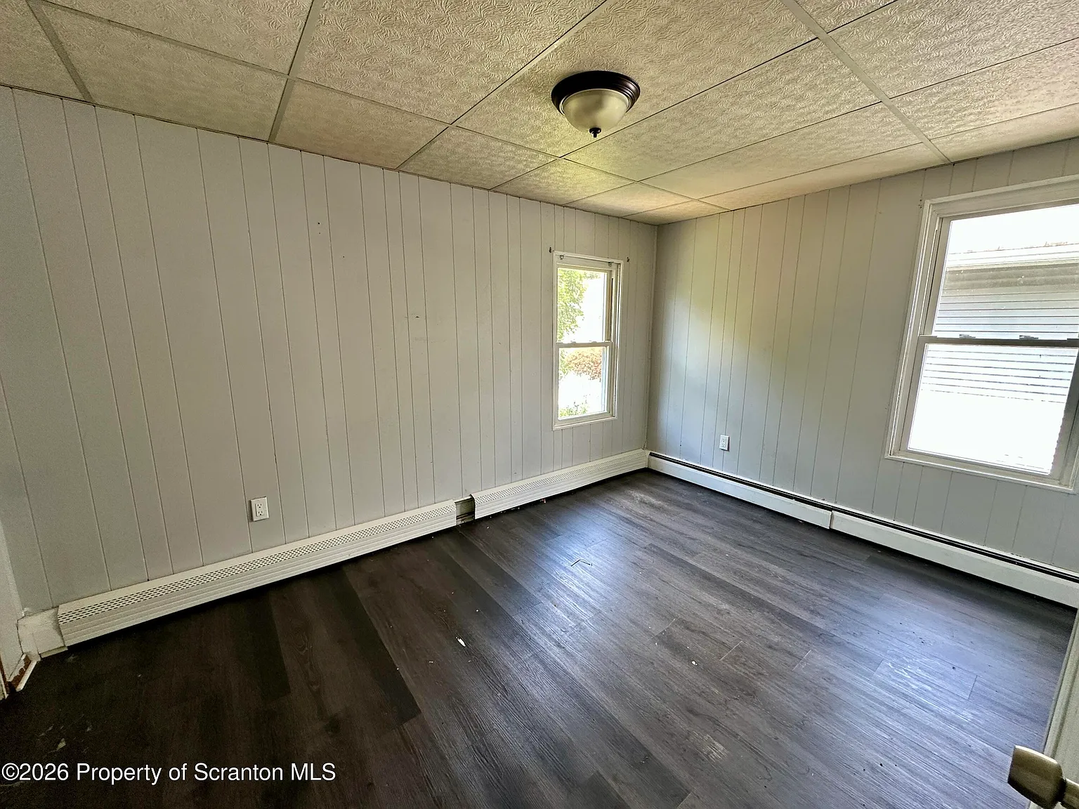 3 bed, 1.0 bath, 1130 sqft, $1,200 — Photo 4