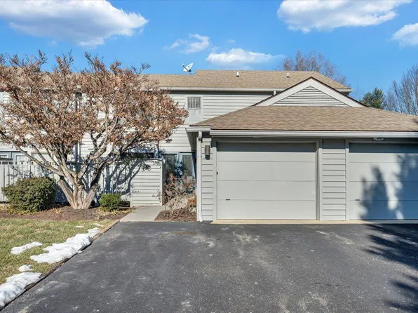 2432 Post Oak Rd, Salem, VA 24153