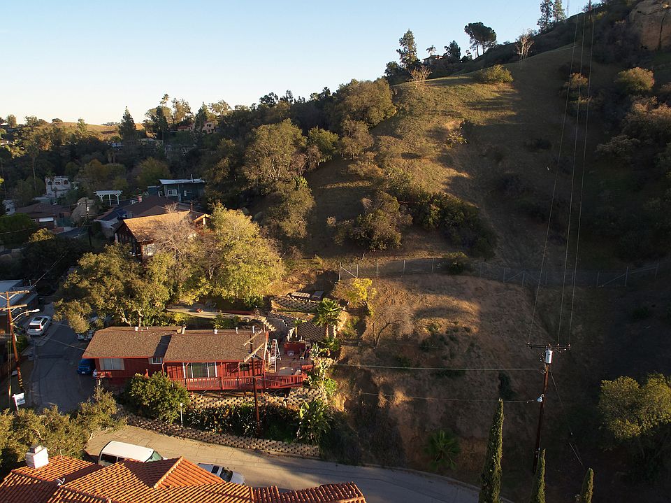1st image of 2876 El Roble Dr
