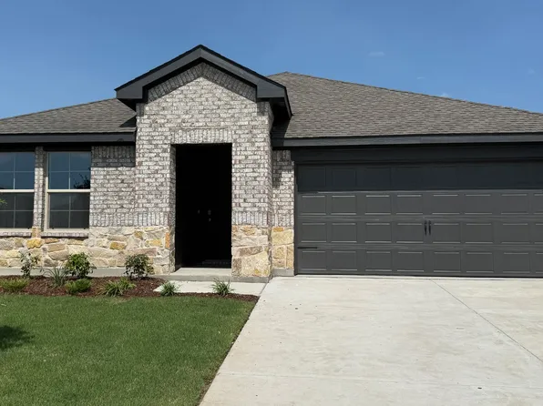 608 Edge Hill Ln, Nevada, TX 75173