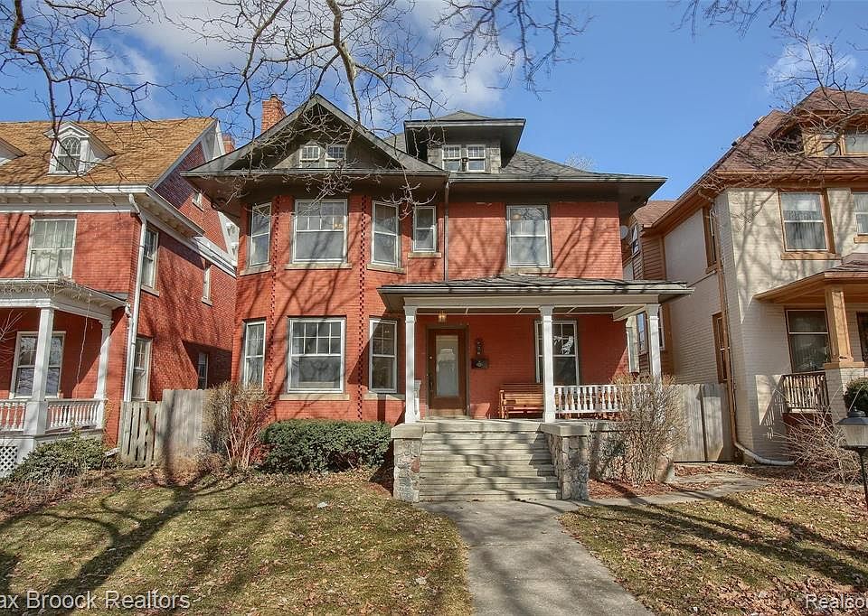 736 Pallister St, Detroit, MI 48202 Zillow