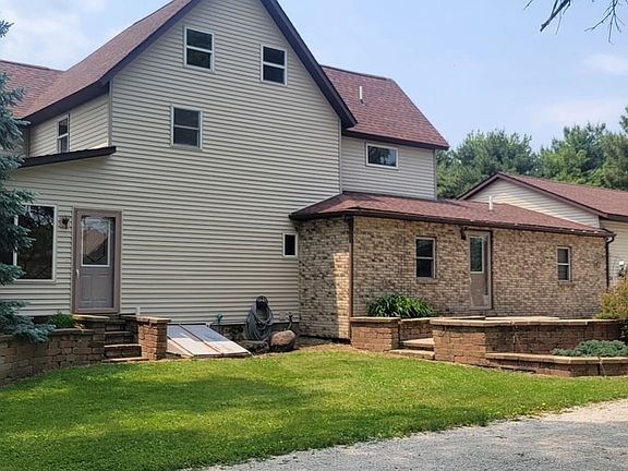 2nd image of 382 Keigwin Rd
