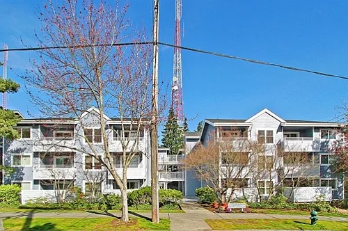 160 Lee St #204 Photo 1