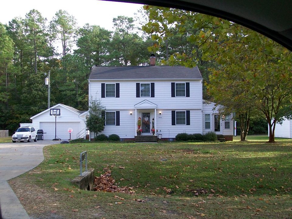 Colonial 2 Story