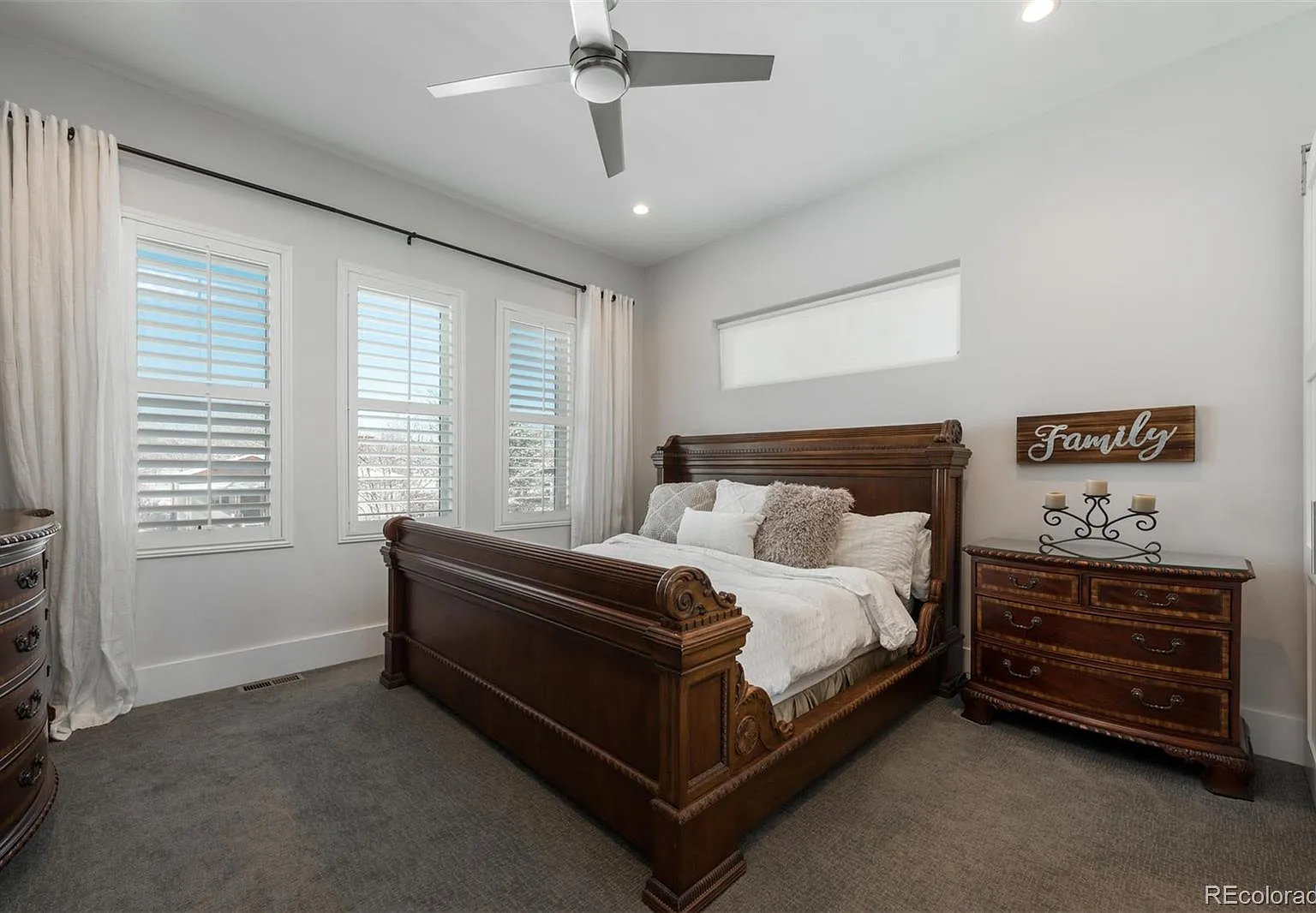 5 bed, 4.5 bath, 3400 sqft, $1,165 — Photo 3