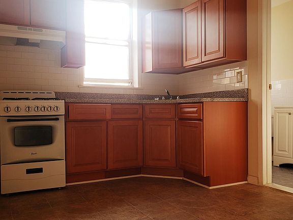 2nd image of 7616 17th Ave Floor 2