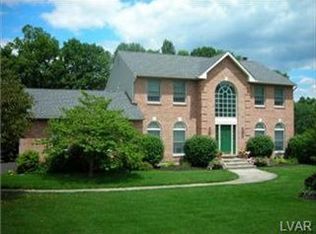 751 Golden Eagle Dr, Nazareth, PA 18064