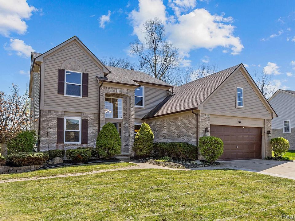 1st image of 43529 S Timberview Dr