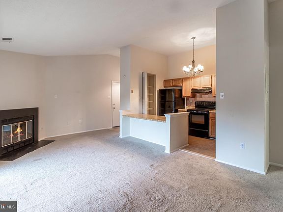 5th image of 12209 Peach Crest Dr #903-M