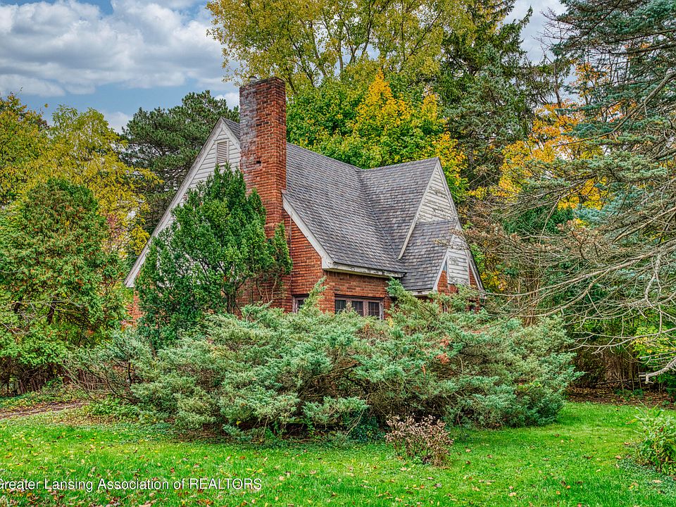 2220 Delta River Dr, Lansing, MI 48906 Zillow